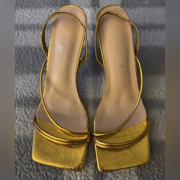 Shein Heels - Picture 1 of 7
